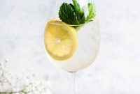 Sparkling Elderflower Delight