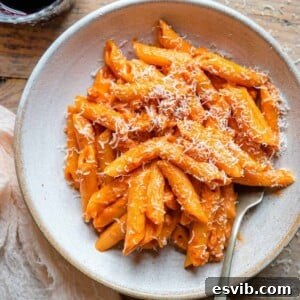 Penne alla Vodka - Pasta with Tomato Vodka Sauce