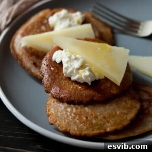 Trüf Balı, Ricotta ve Pecorino'lu Kestane Lokmaları 2 A smaller square image of chestnut fritters with ricotta, pecorino, and truffle honey