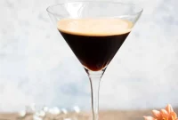 Caffe Shakerato: Classic Italian Iced Coffee Recipe